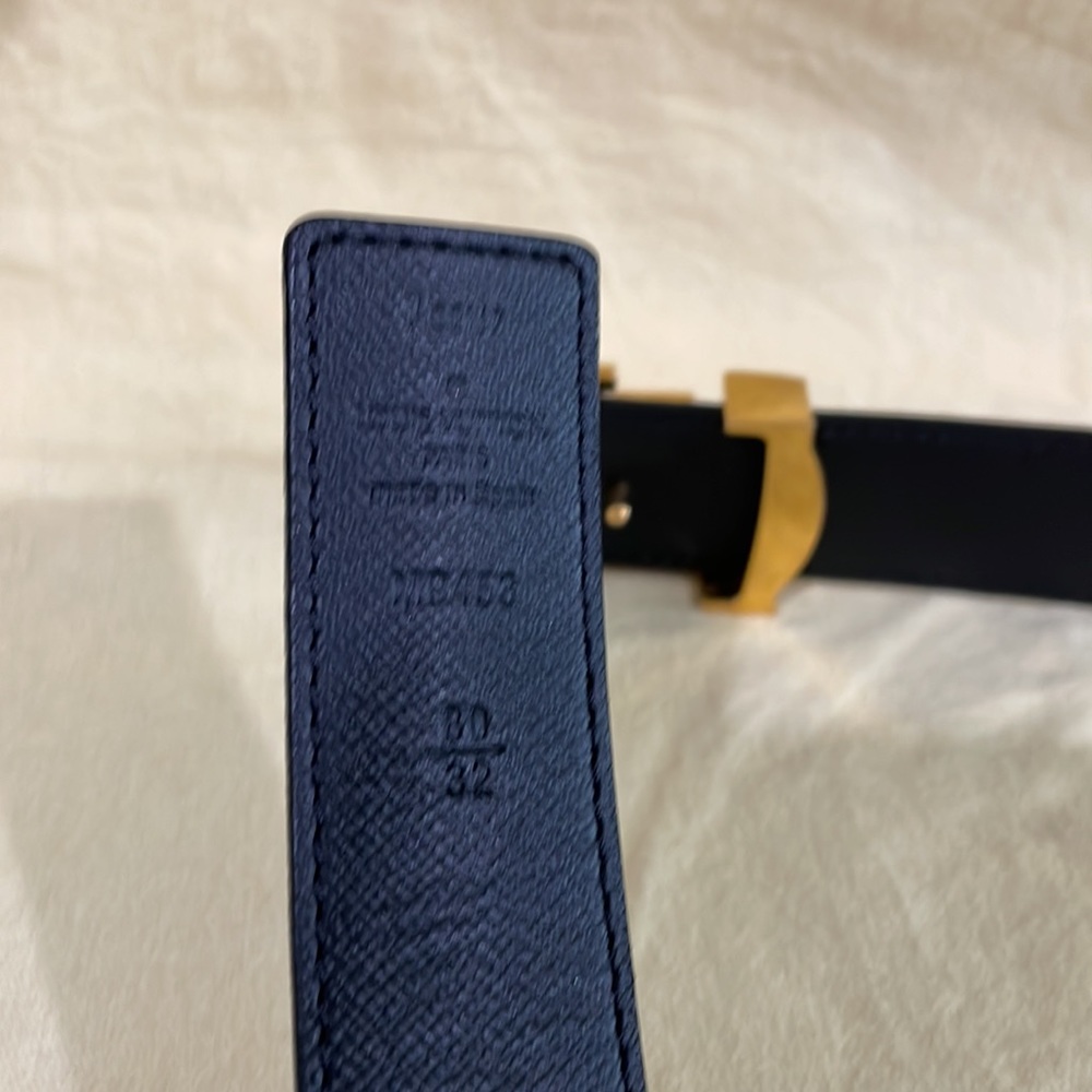 Sold  / Louis Vuitton Monogram reversible belt 80/32 - Picture 3 of 16